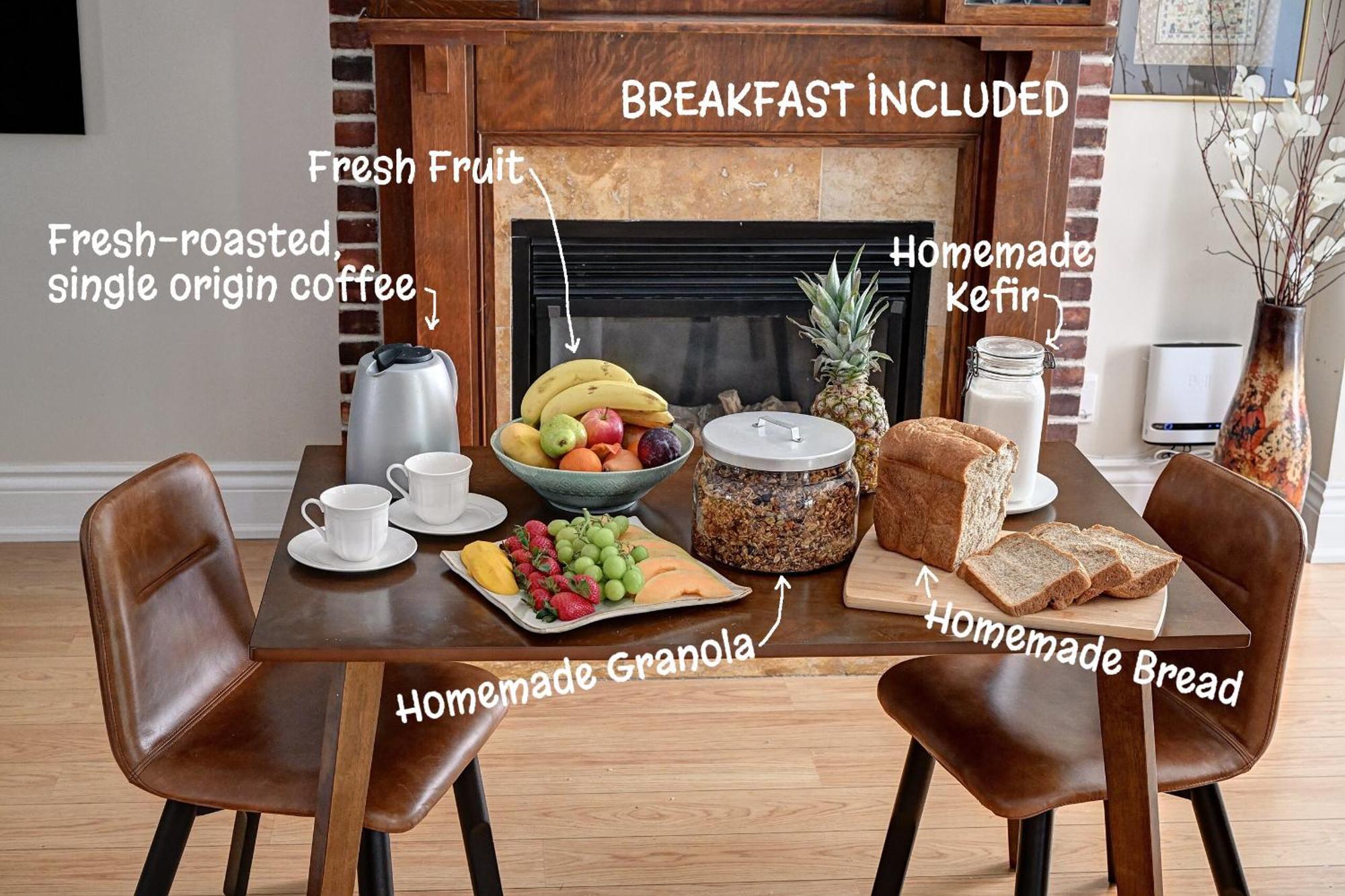 Welcome Home! Acores Bed & Breakfast Toronto Exterior foto